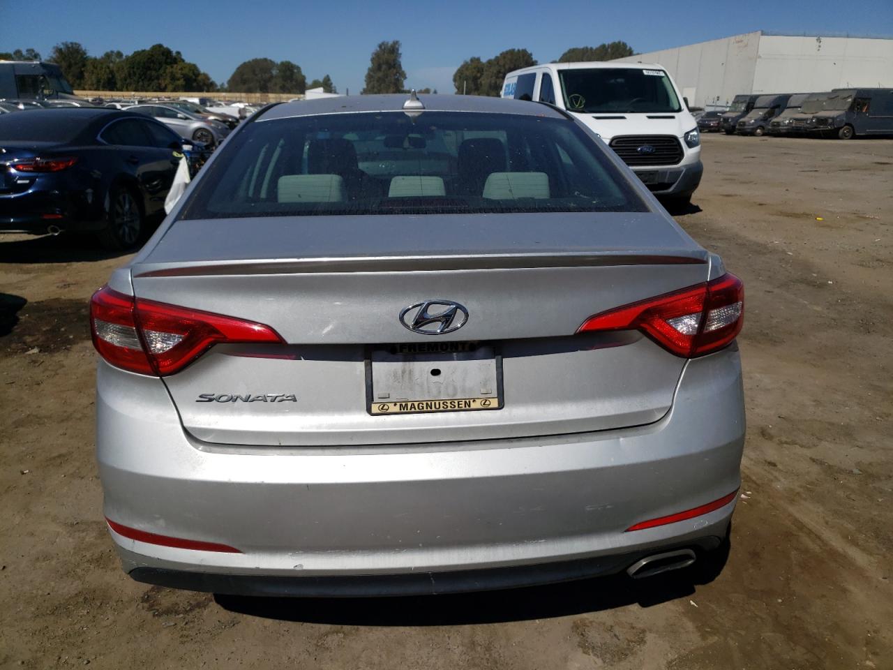 5NPE24AF2FH181981 2015 Hyundai Sonata Se