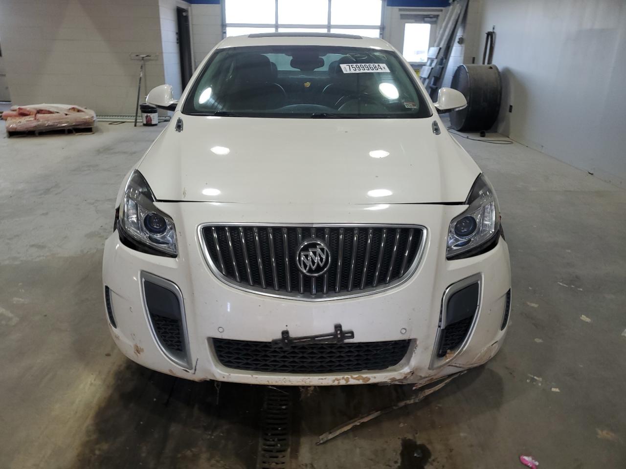2012 Buick Regal - Image 5