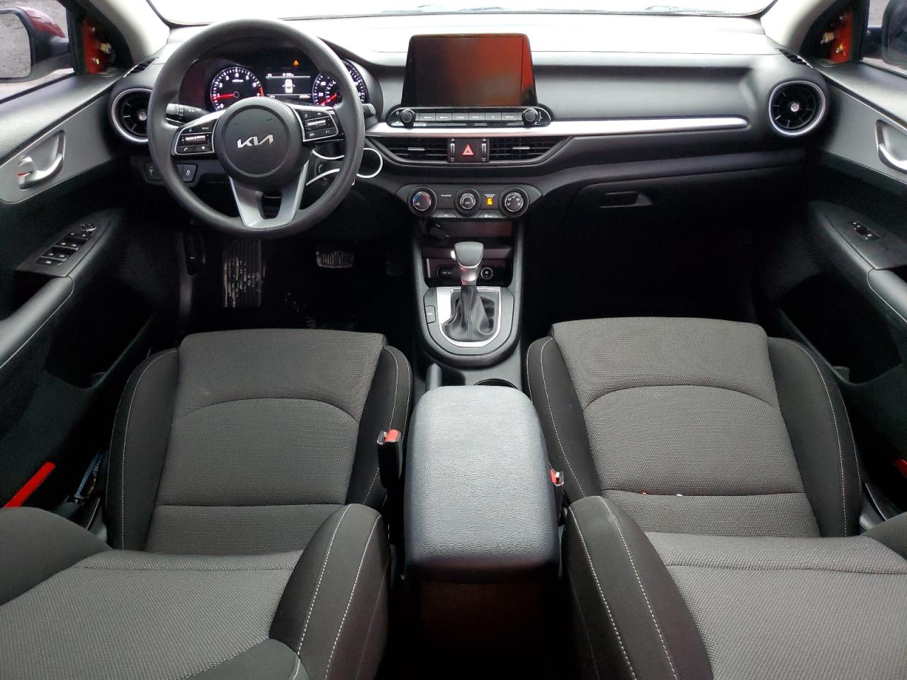 2023 Kia Forte - Image 8