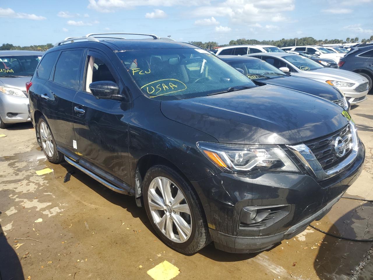 2018 Nissan Pathfinder - Image 4