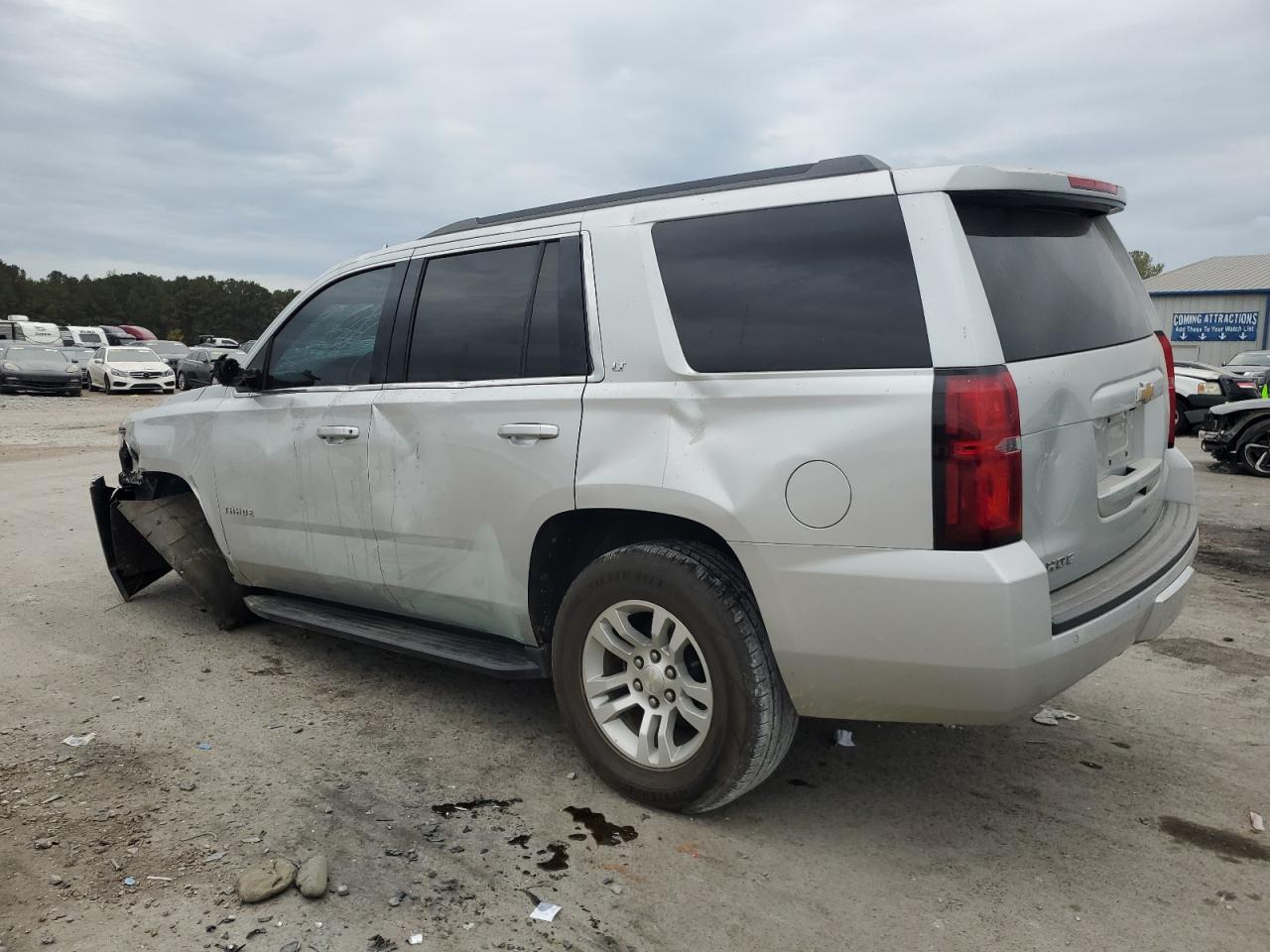 VIN 1GNSCBKC4GR281767 2016 CHEVROLET TAHOE no.2