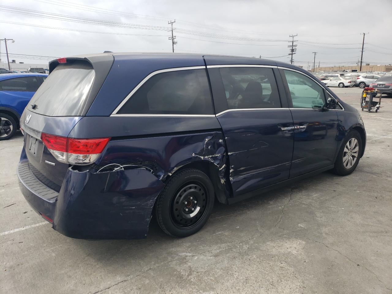 2016 Honda Odyssey - Image 3
