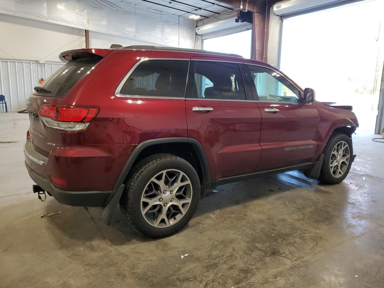2020 Jeep Grand Cherokee - Image 3