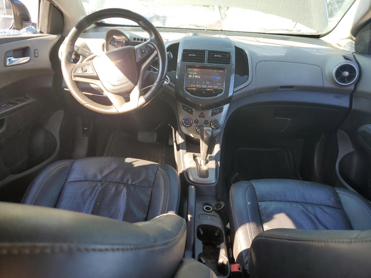 2015 Chevrolet Sonic - Image 8