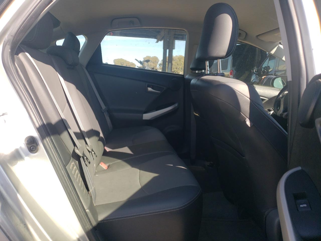 2014 Toyota Prius VIN: JTDKN3DU8E1774331 Lot: 77151474