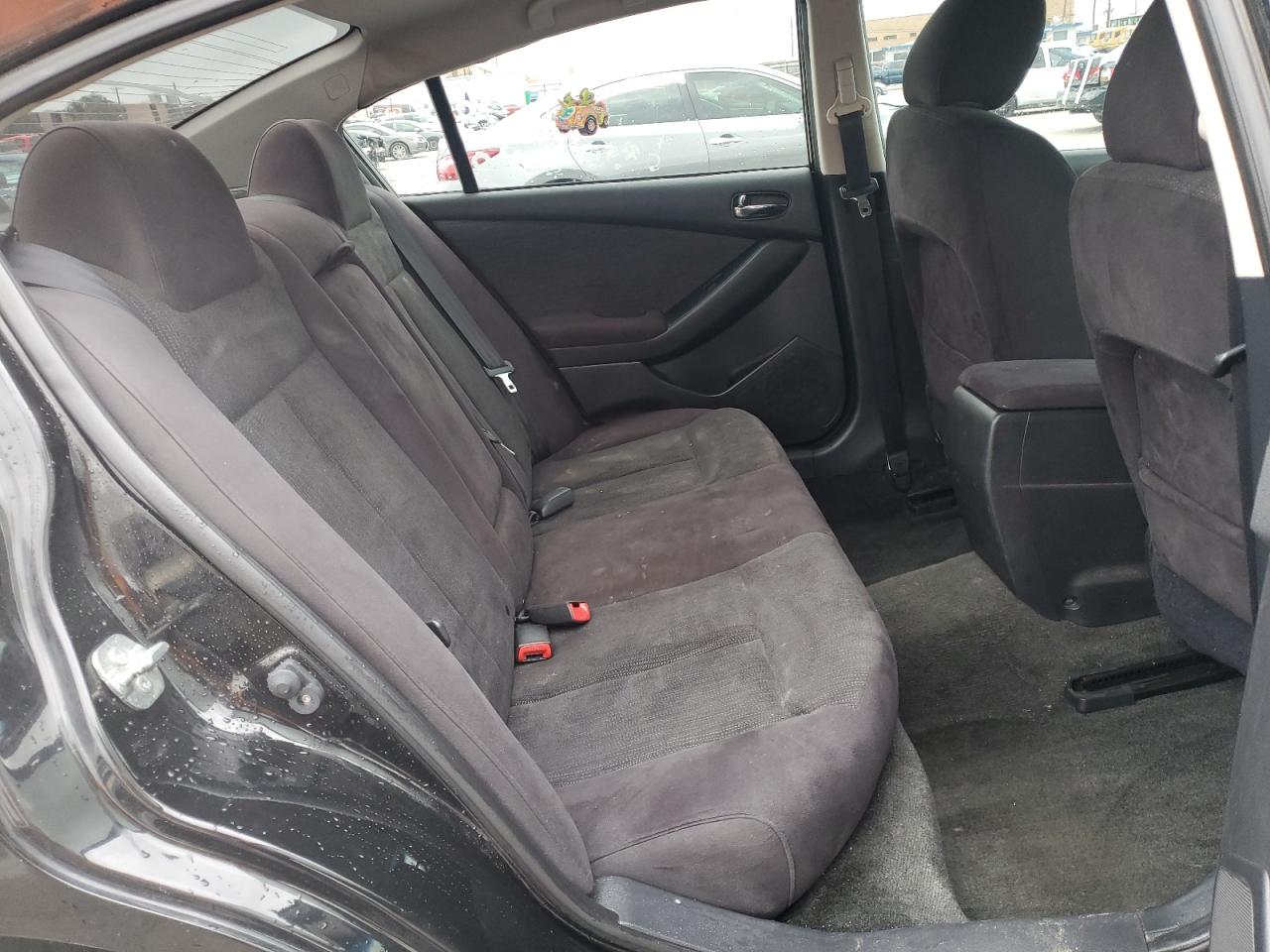 2012 Nissan Altima - Image 10