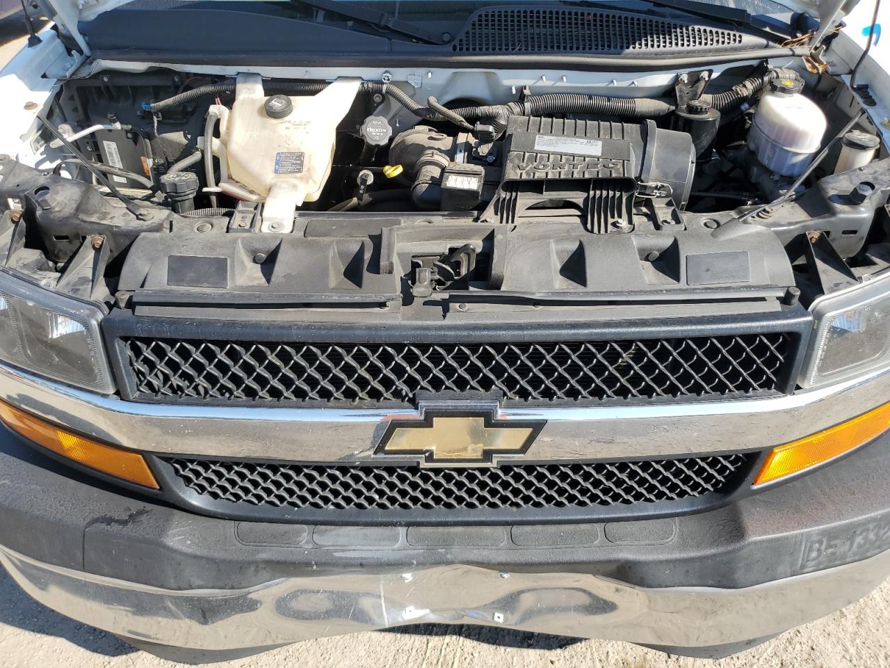 1GCWGAFG1J1904631 2018 Chevrolet Express G2500