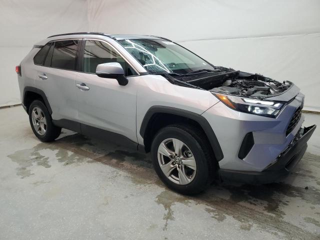 2T3W1RFV6PC227117 Toyota RAV4 XLE 4