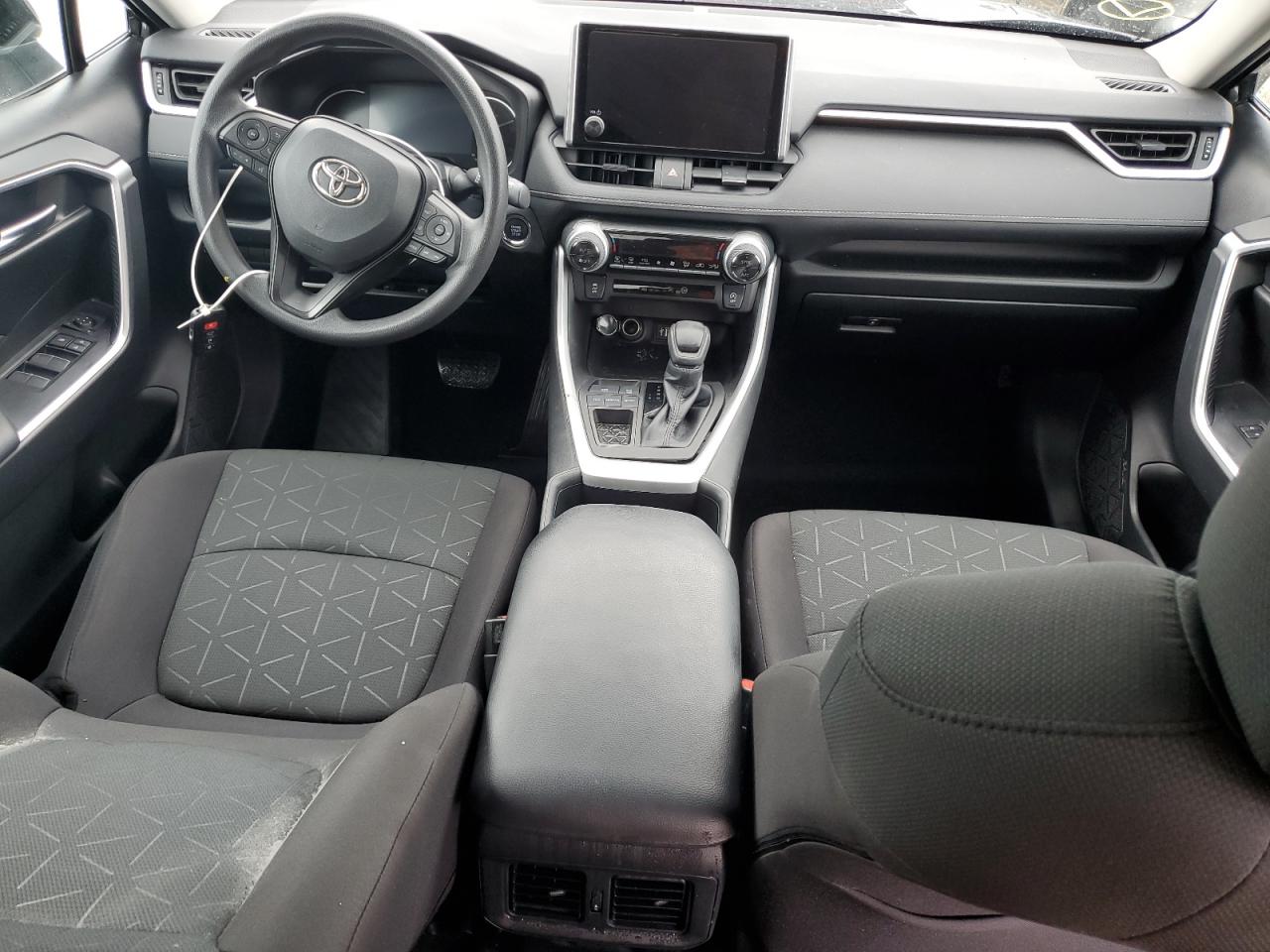 2023 Toyota RAV 4 - Image 8