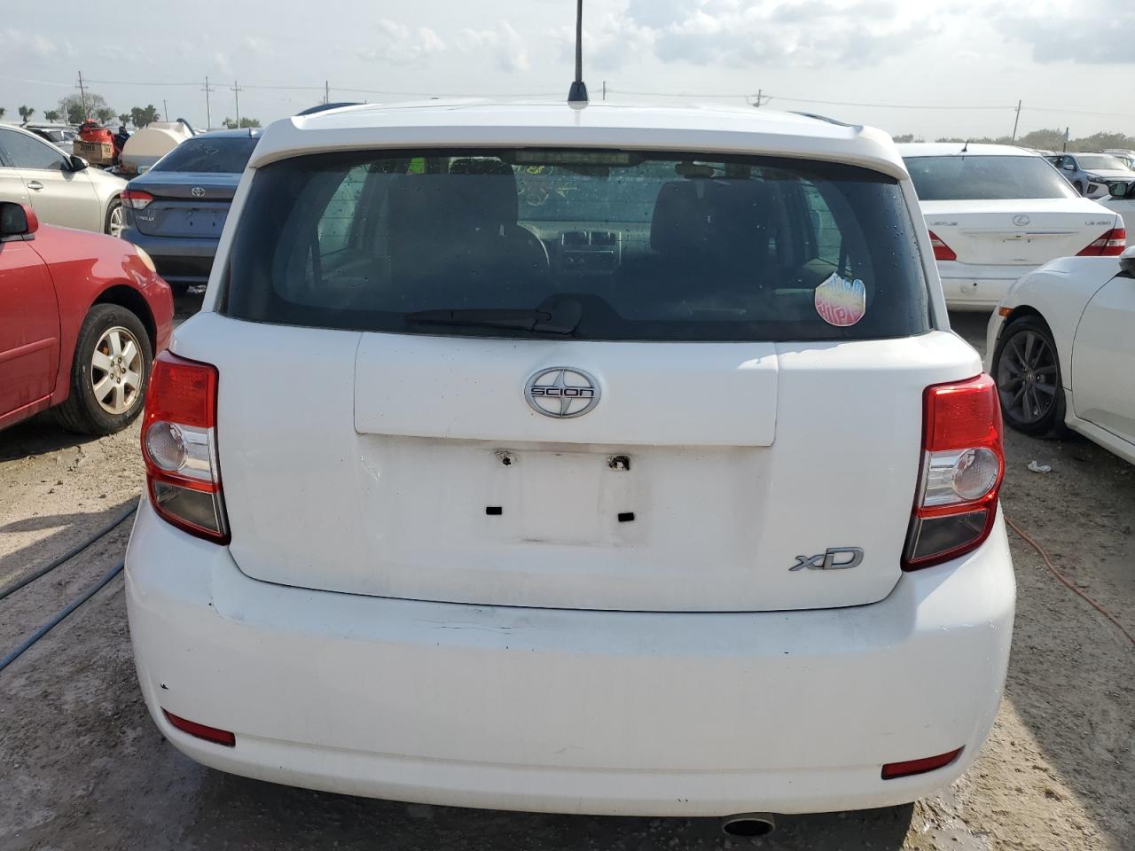 JTKKU4B47B1010972 2011 Toyota Scion Xd