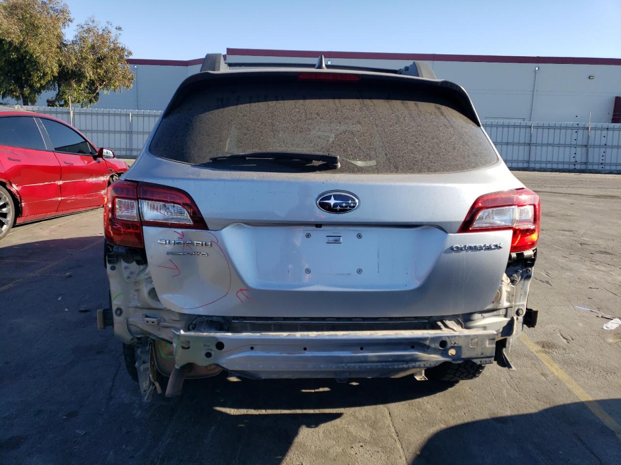2018 Subaru Outback 2.5I Premium VIN: 4S4BSACC5J3219630 Lot: 77419874