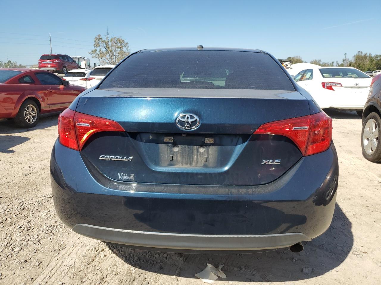2018 Toyota Corolla L VIN: 5YFBURHE0JP841678 Lot: 77737464
