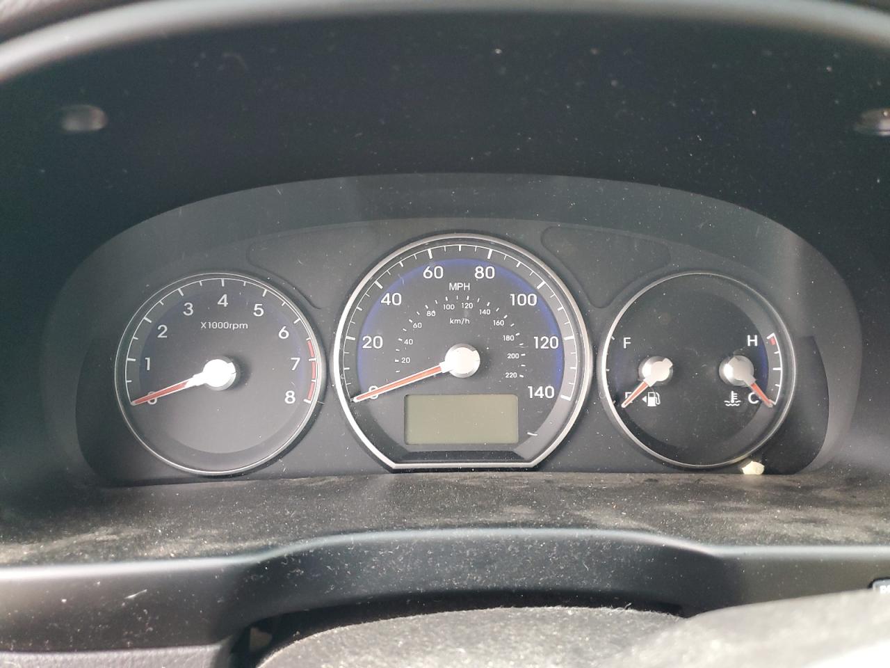 2011 Hyundai Santa Fe - Image 9