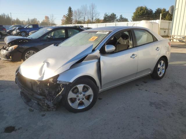 2010 Kia Forte Ex na sprzedaż w Bowmanville, ON - All Over