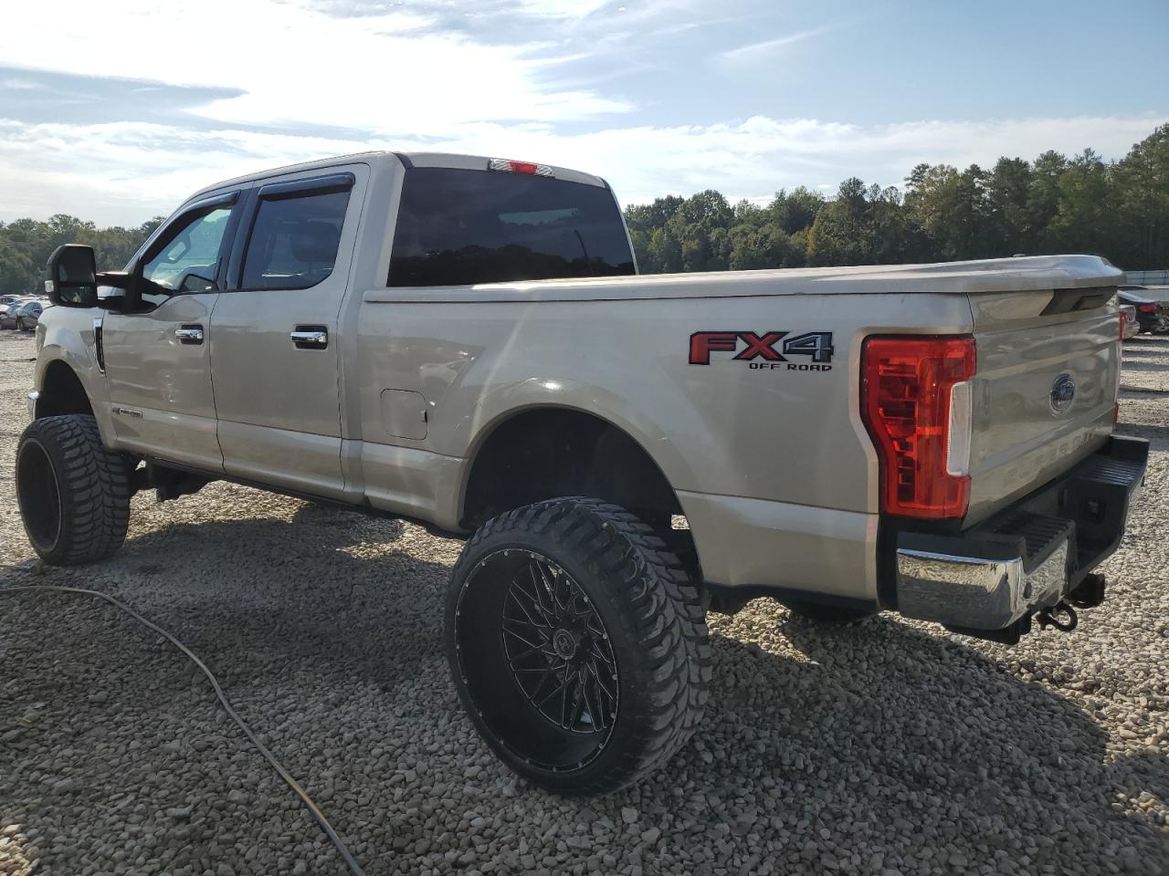 1FT7W2BT7HEC17981 2017 FORD F250 - Image 2