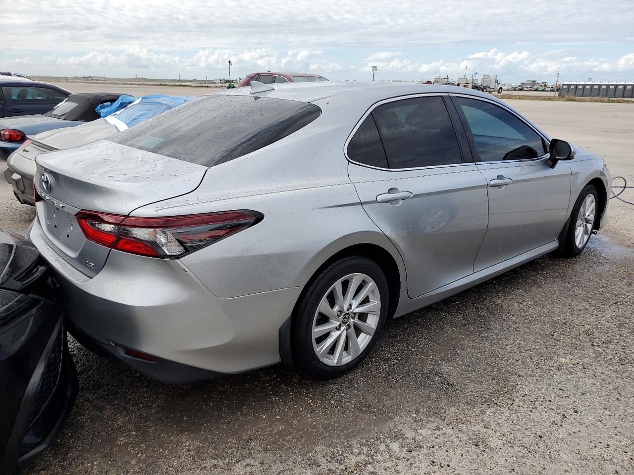 2021 Toyota Camry - Image 3