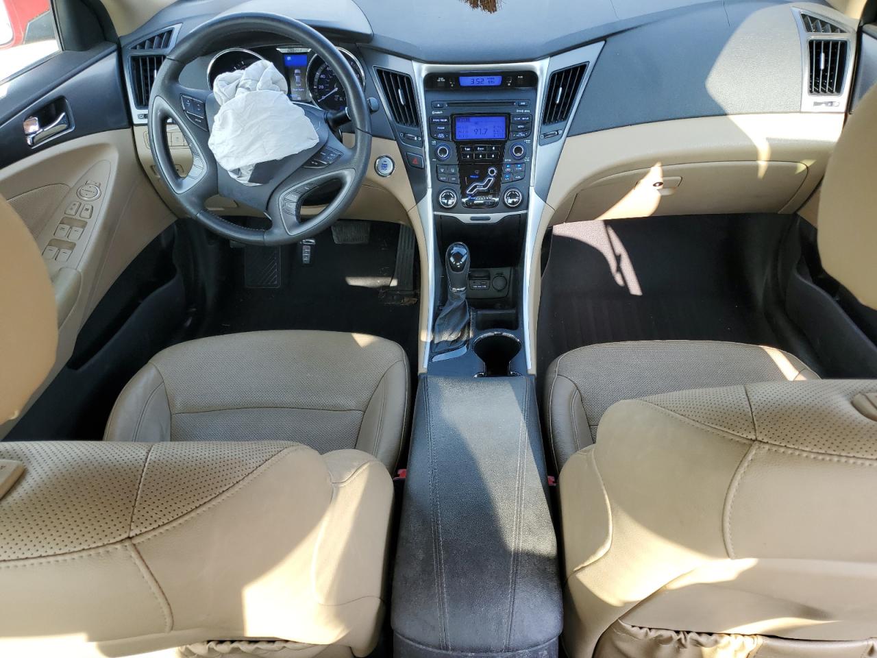 2012 Hyundai Sonata - Image 8