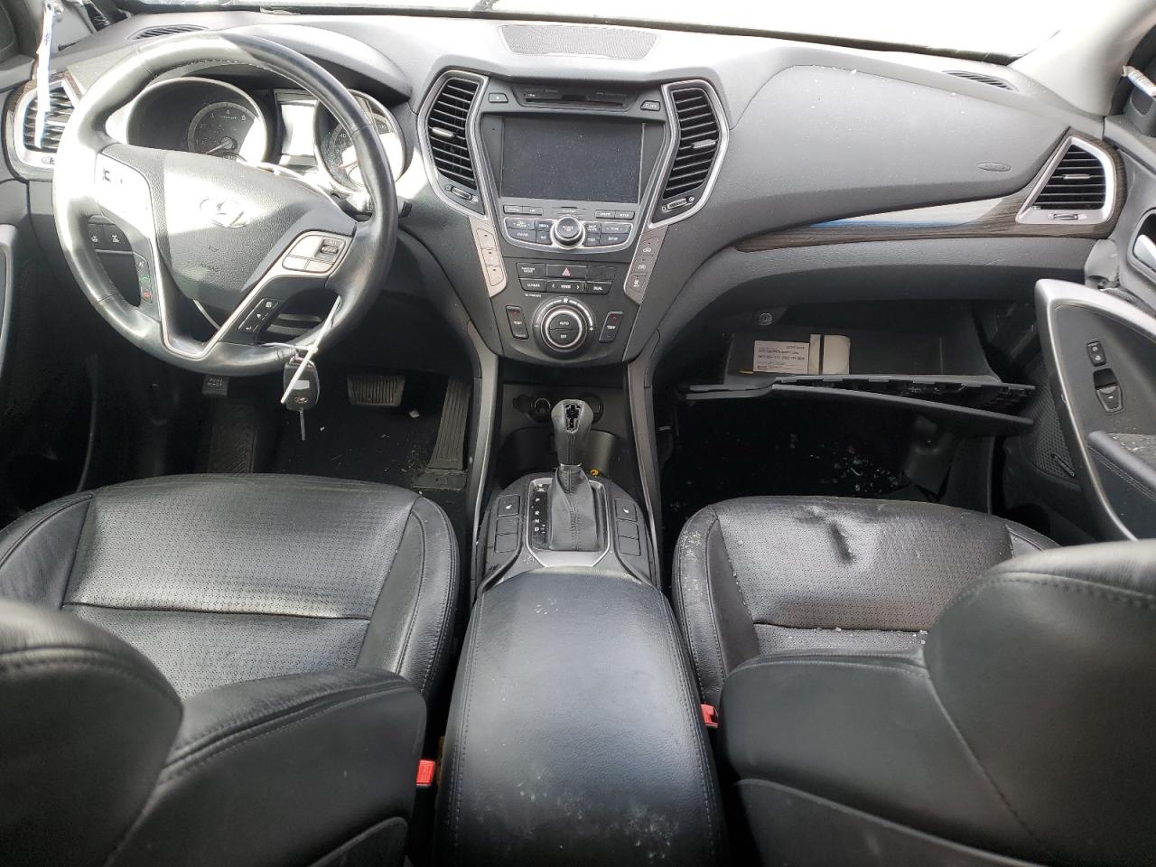 2013 Hyundai Santa Fe - Image 8