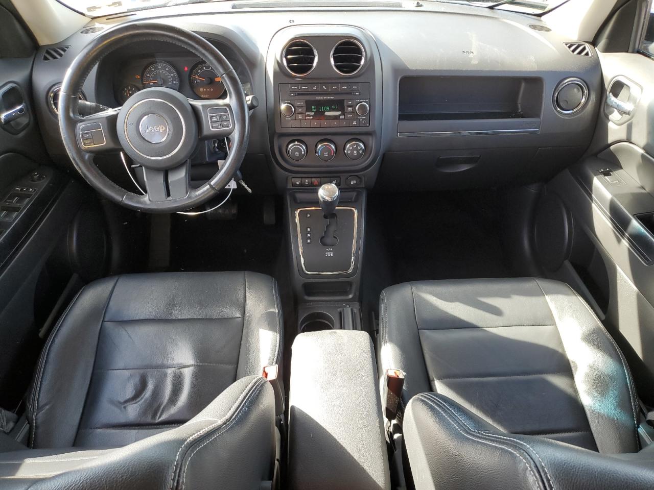 2017 Jeep Liberty (Patriot) - Image 8