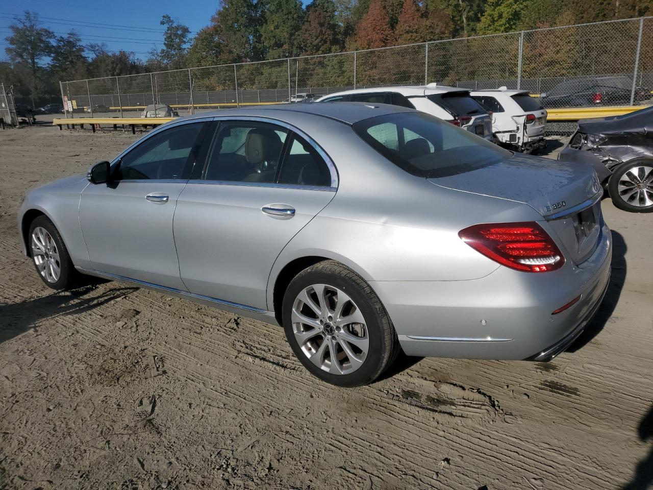 2020 Mercedes-Benz E-klasse - Image 2