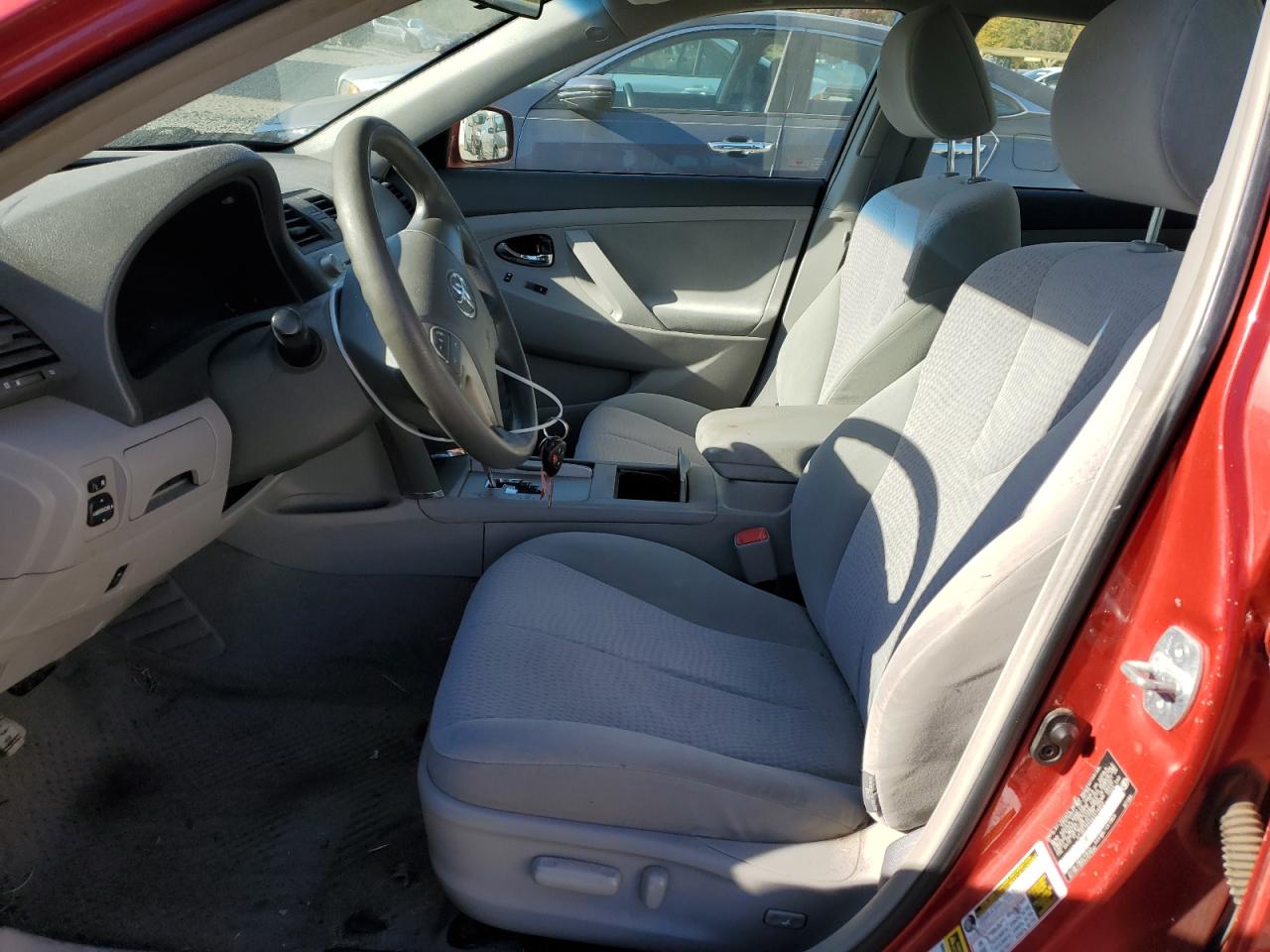 2010 Toyota Camry - Image 7