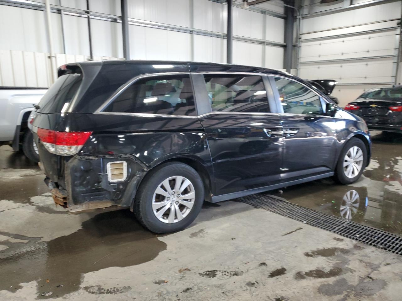 2014 Honda Odyssey - Image 3
