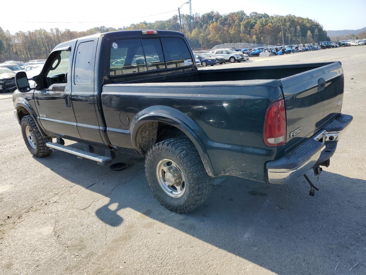 2004 Ford F250 - Image 2