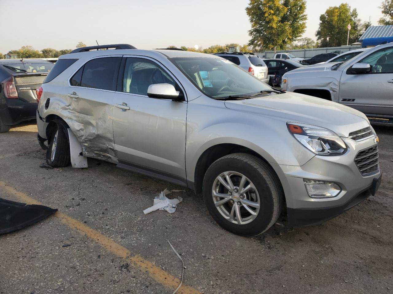2016 Chevrolet Equinox - Image 4