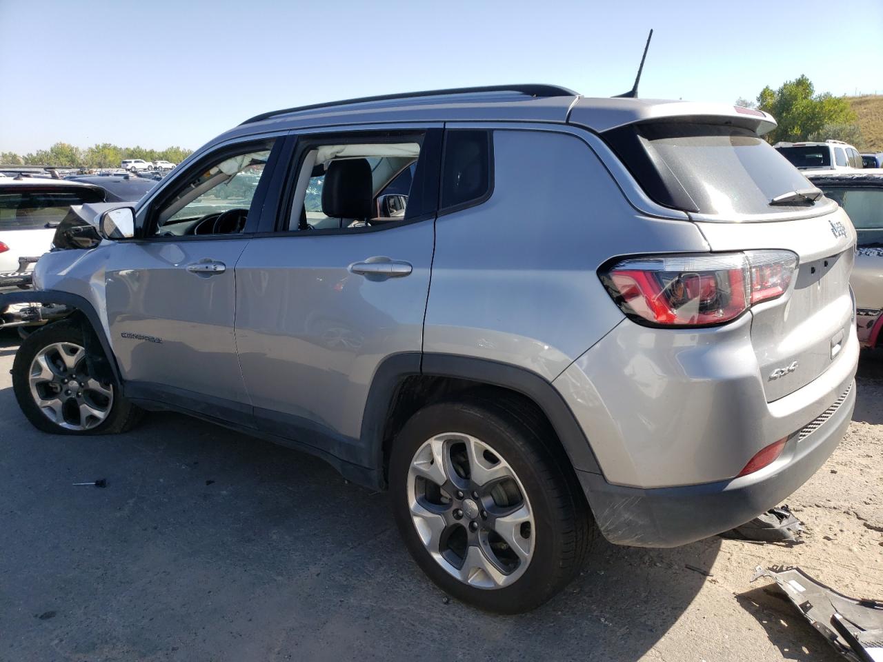 2019 Jeep Compass - Image 2