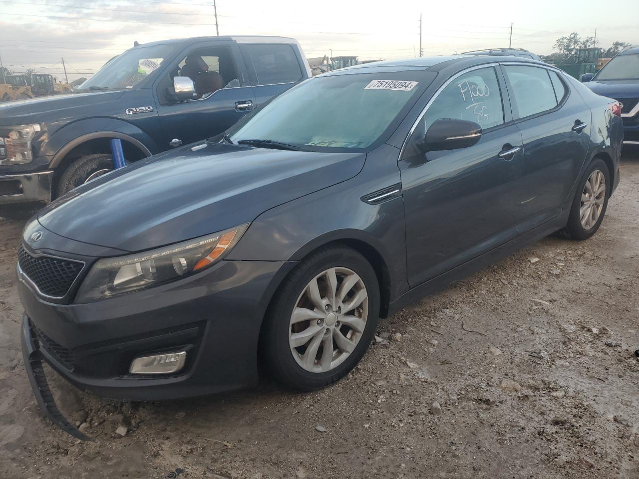 5XXGN4A75FG516333 2015 KIA OPTIMA - Image 1