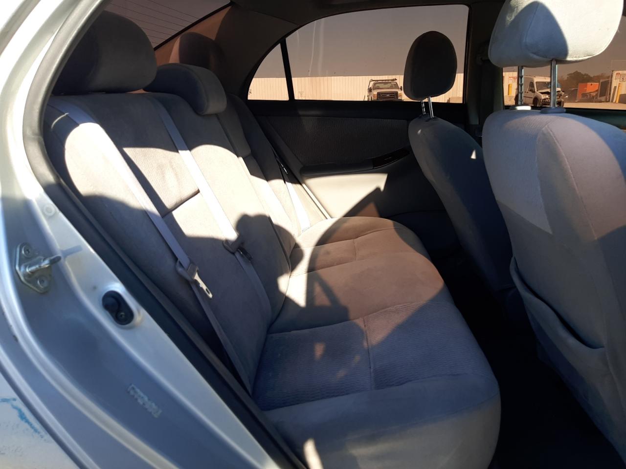 2006 Toyota Corolla - Image 10