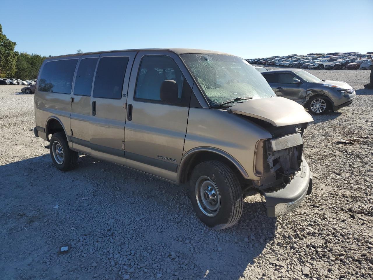 2000 GMC Savana - Image 4