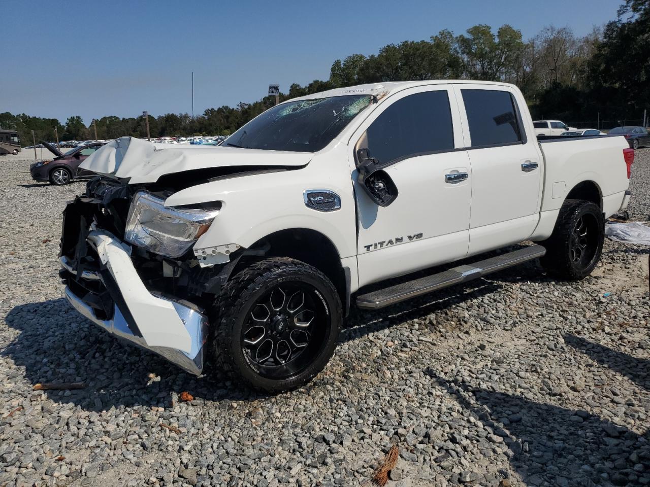 2017 Nissan Titan - Image 1