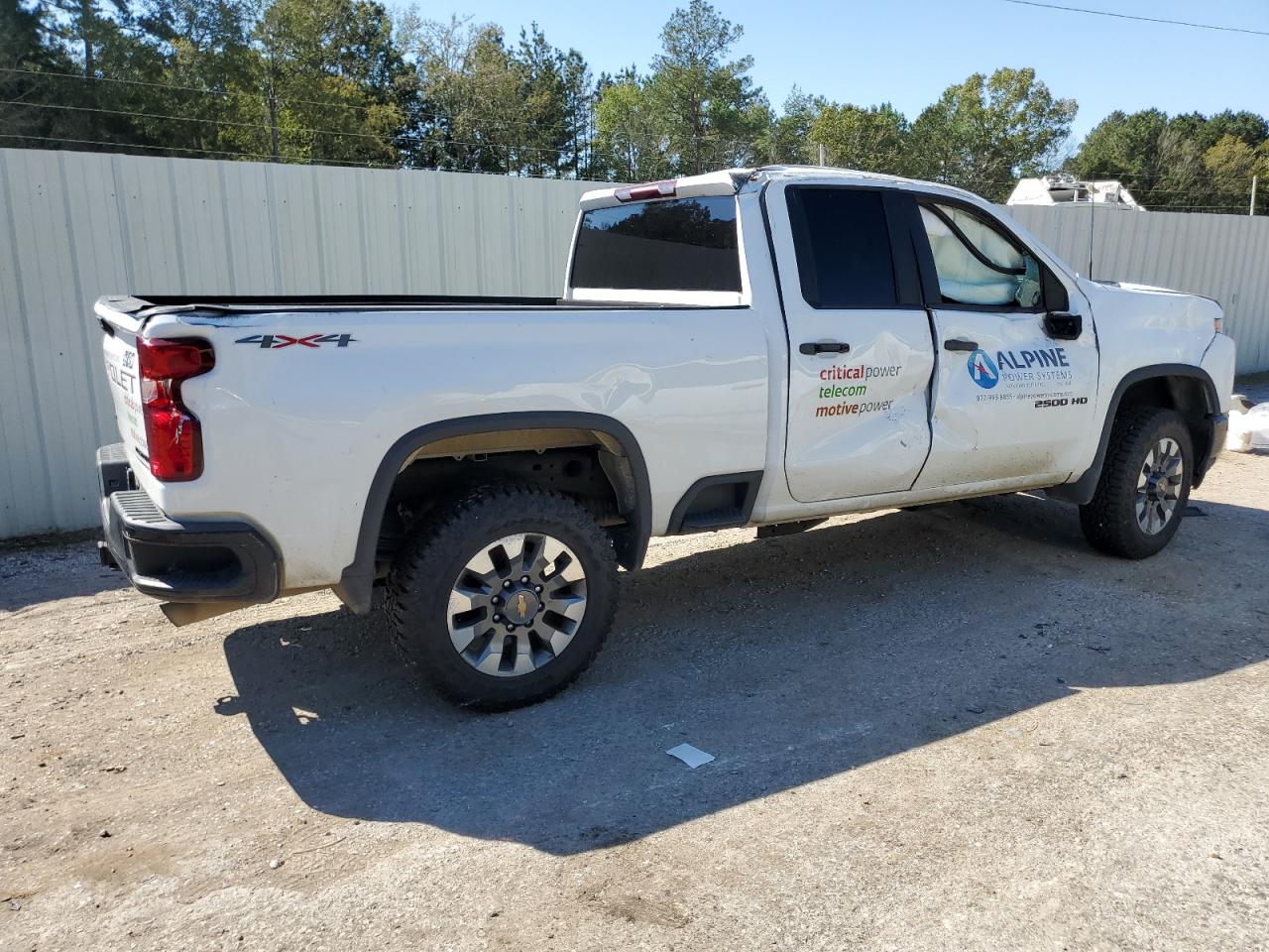 2022 Chevrolet Silverado - Image 3