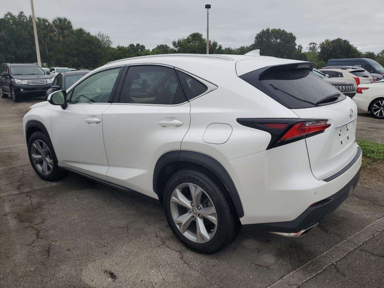 JTJYARBZ4H2063194 2017 LEXUS NX - Image 2