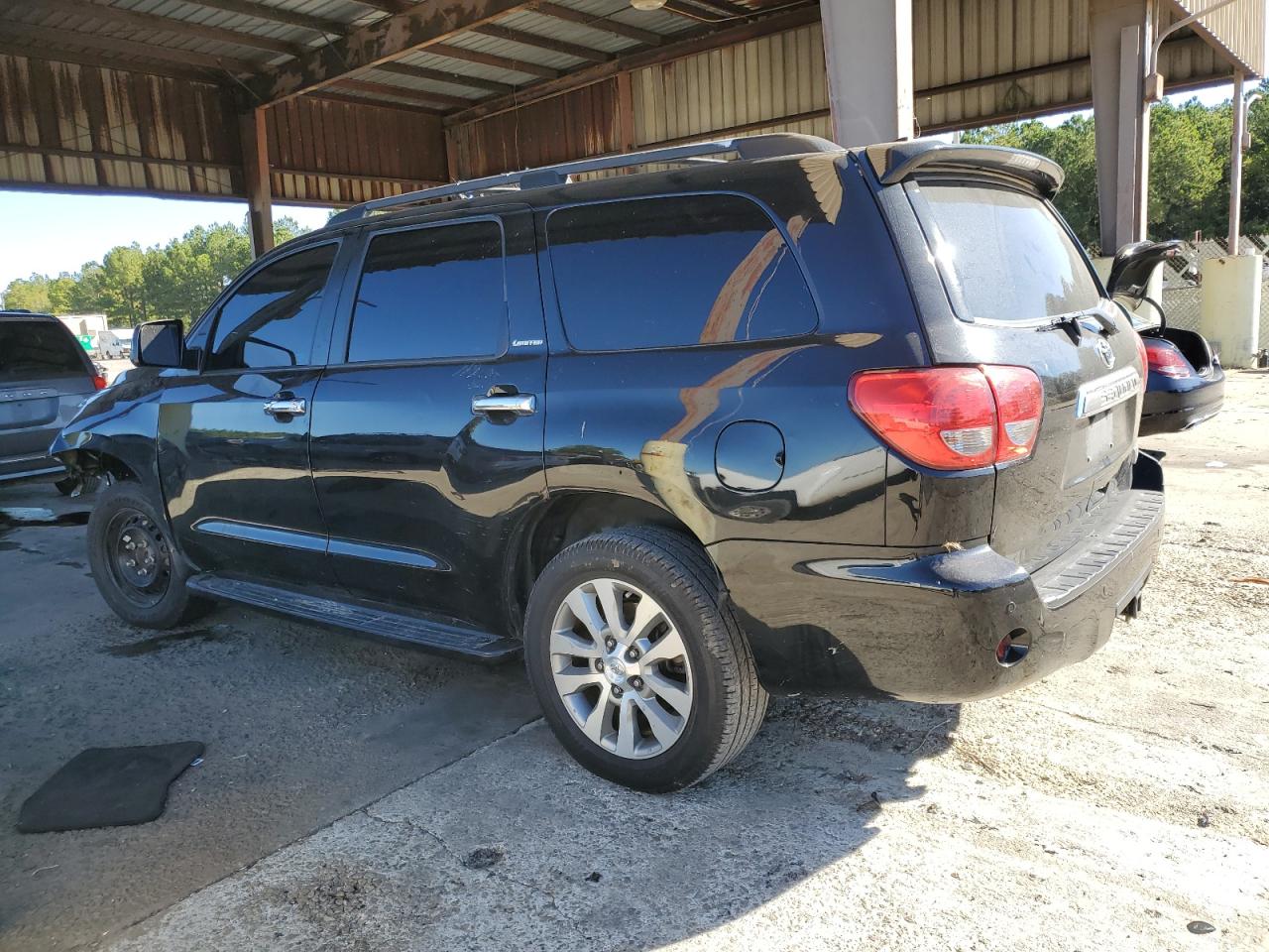 2014 Toyota Sequoia - Image 2