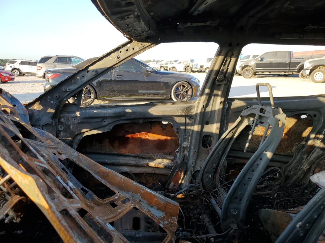 2023 Kia Seltos Sx VIN: KNDETCA24P7421459 Lot: 76318314