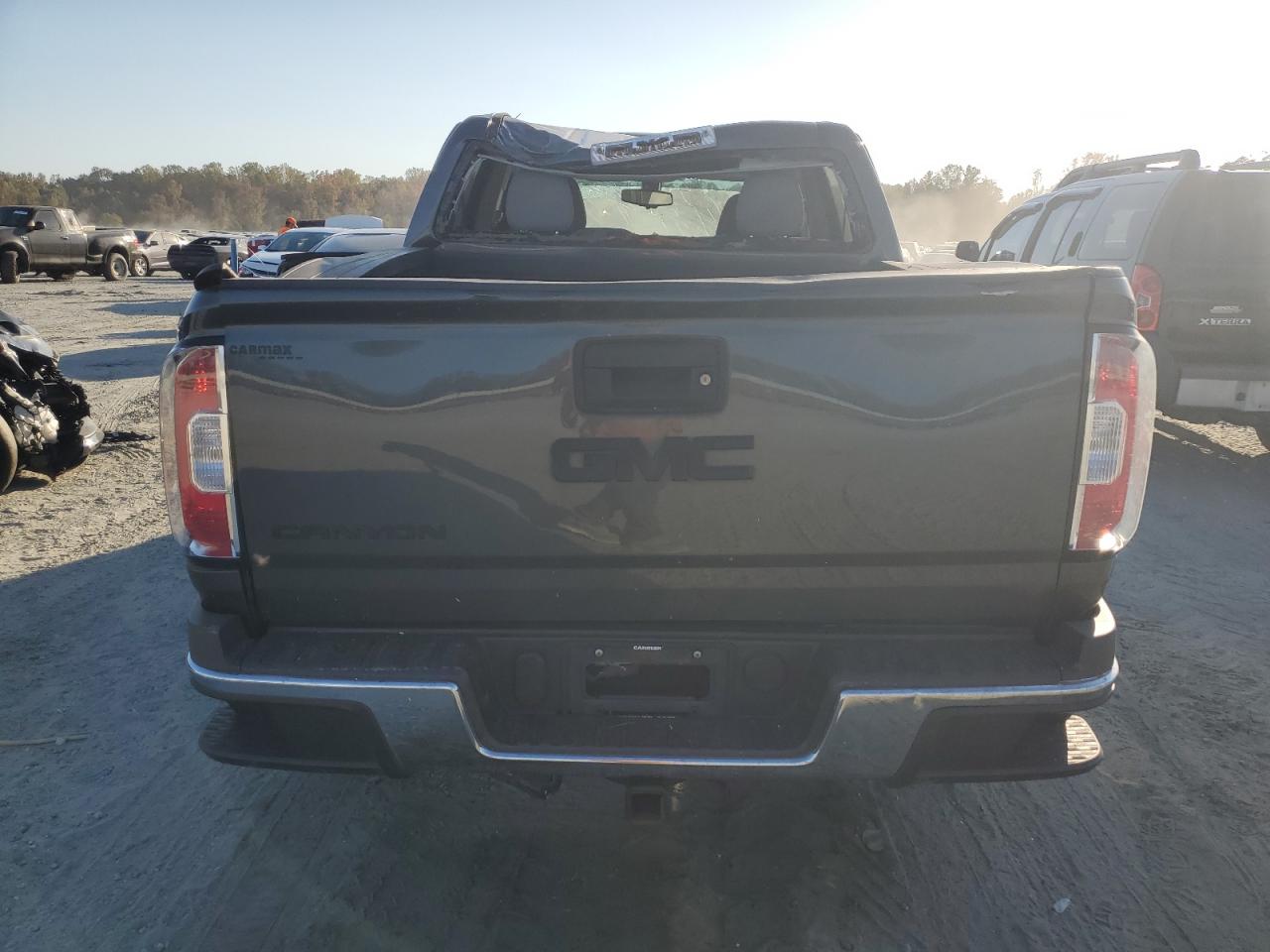 2017 GMC Canyon - Image 6