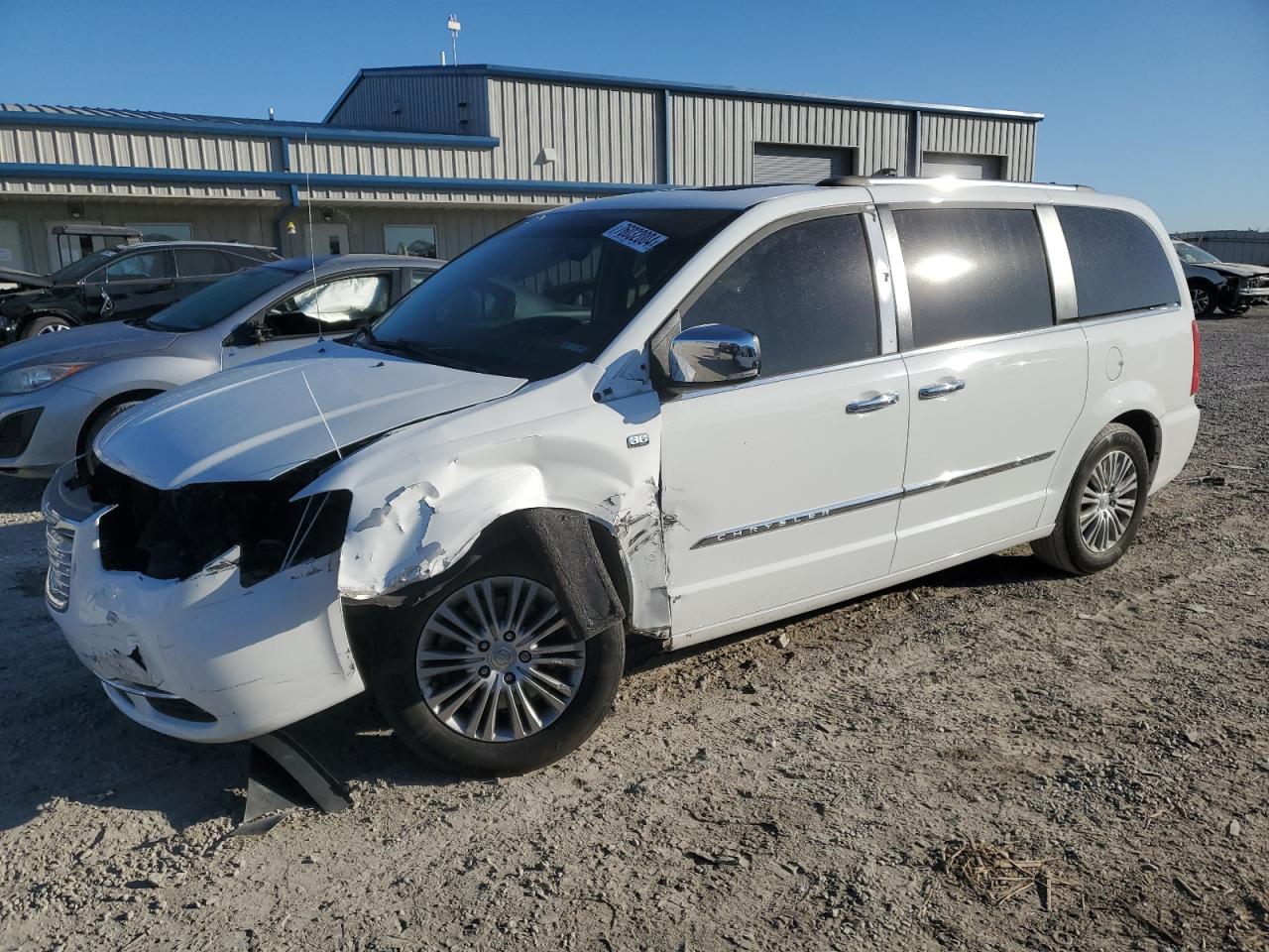 2014 Chrysler Town & Country - Image 1