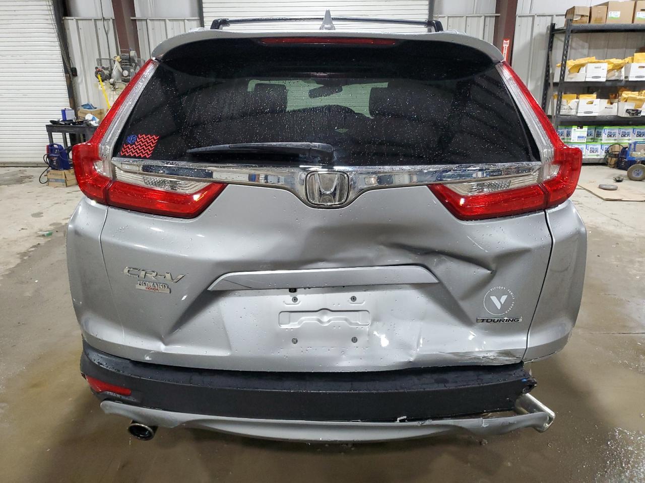 2017 Honda Cr-V Touring VIN: 5J6RW1H98HL015431 Lot: 76147414