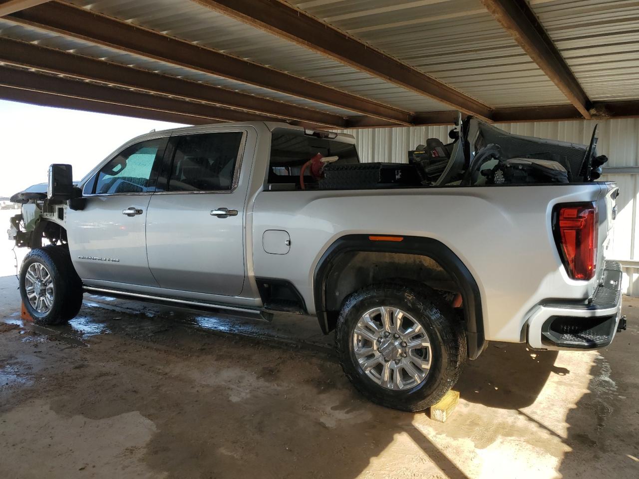 2021 GMC Sierra - Image 2