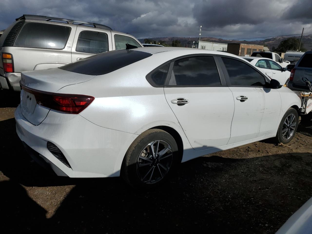 2022 Kia Forte - Image 3