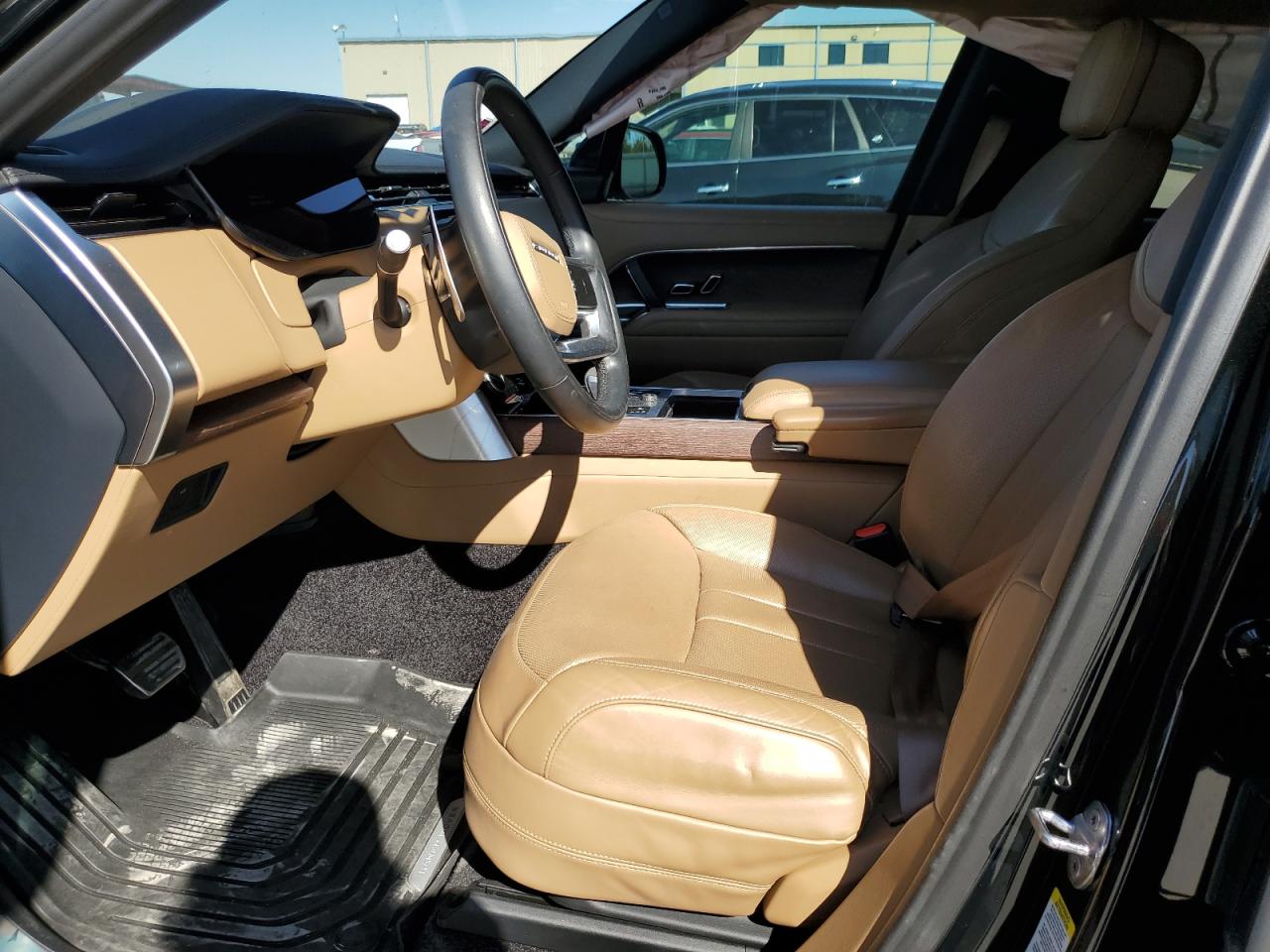 2023 Land Rover Range Rover - Image 7