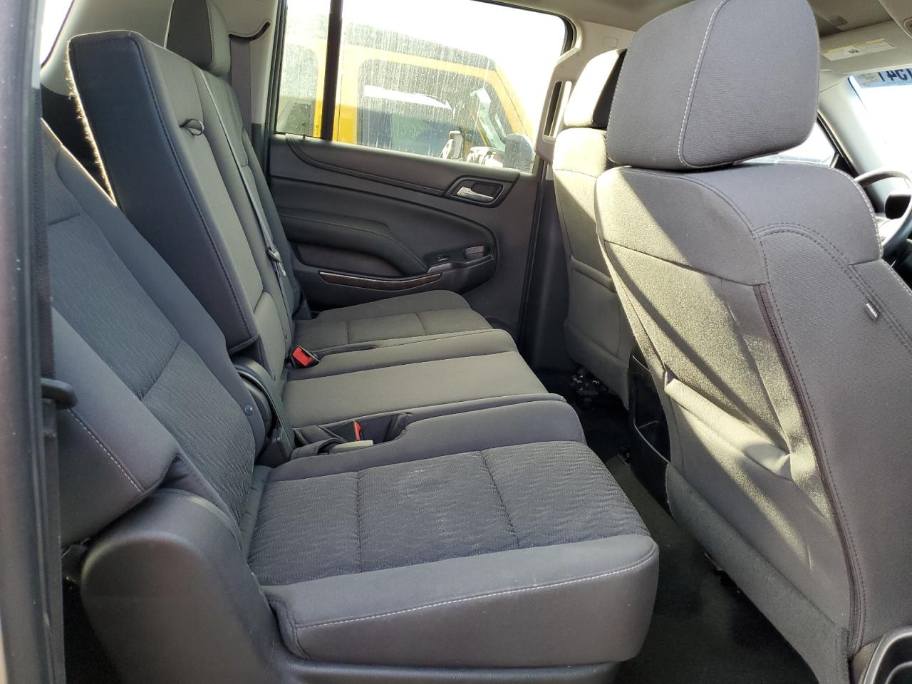 2016 Chevrolet Suburban - Image 11