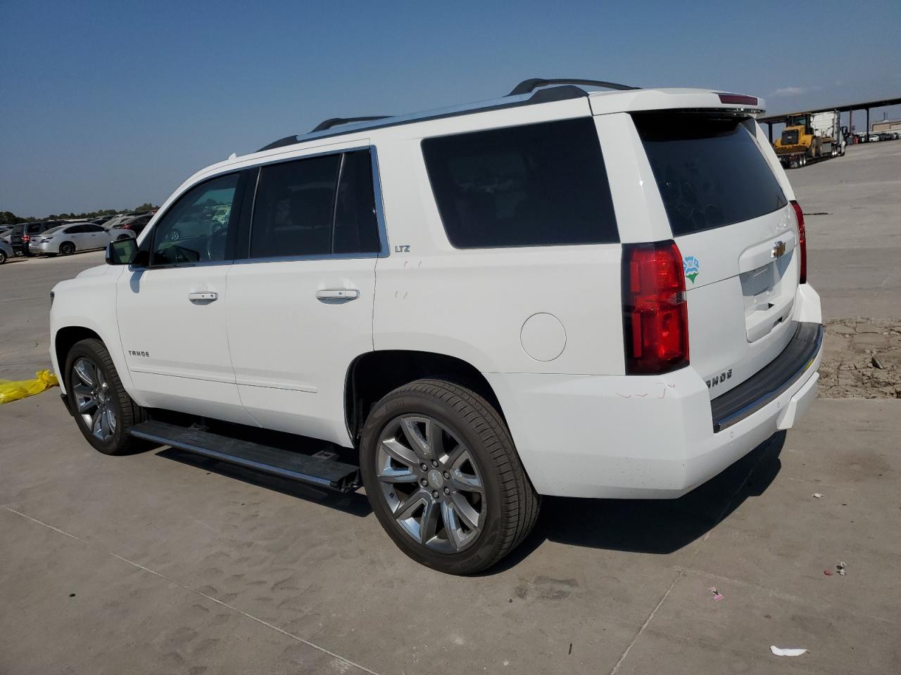 1GNSKCKC3FR633048 2015 CHEVROLET TAHOE - Image 2