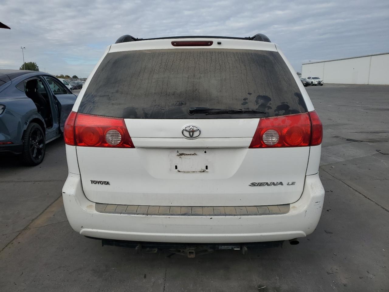 2008 Toyota Sienna Ce VIN: 5TDZK23C28S145682 Lot: 78477034