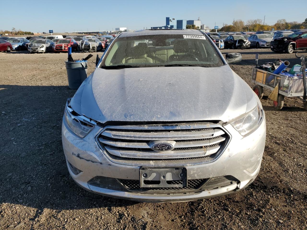 2018 Ford Taurus - Image 5
