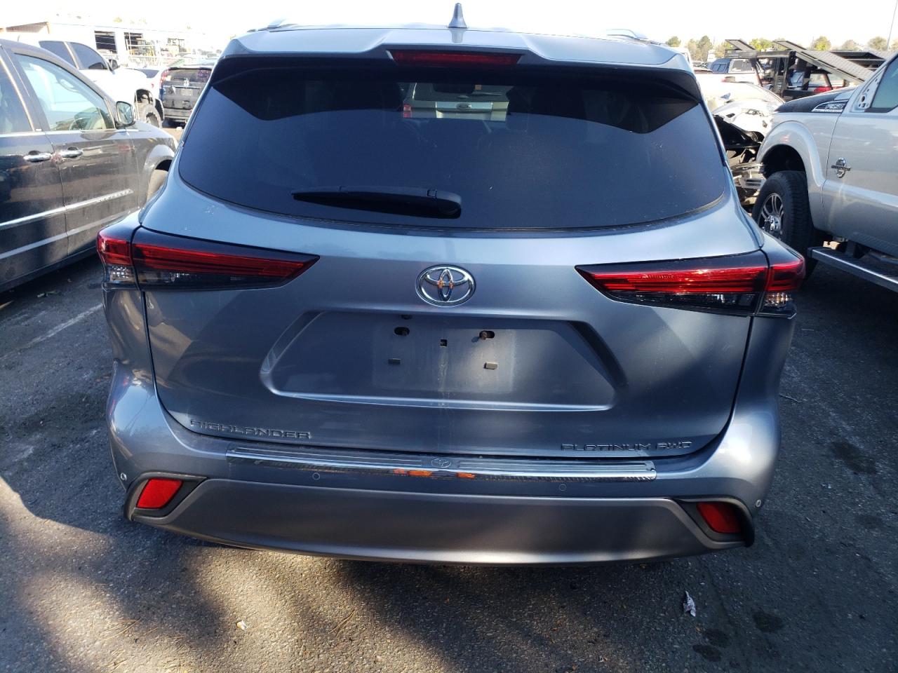 2022 Toyota Highlander Platinum VIN: 5TDFZRBH4NS239692 Lot: 75573374