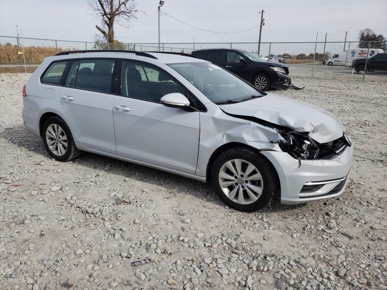 2018 Volkswagen Golf - Image 4