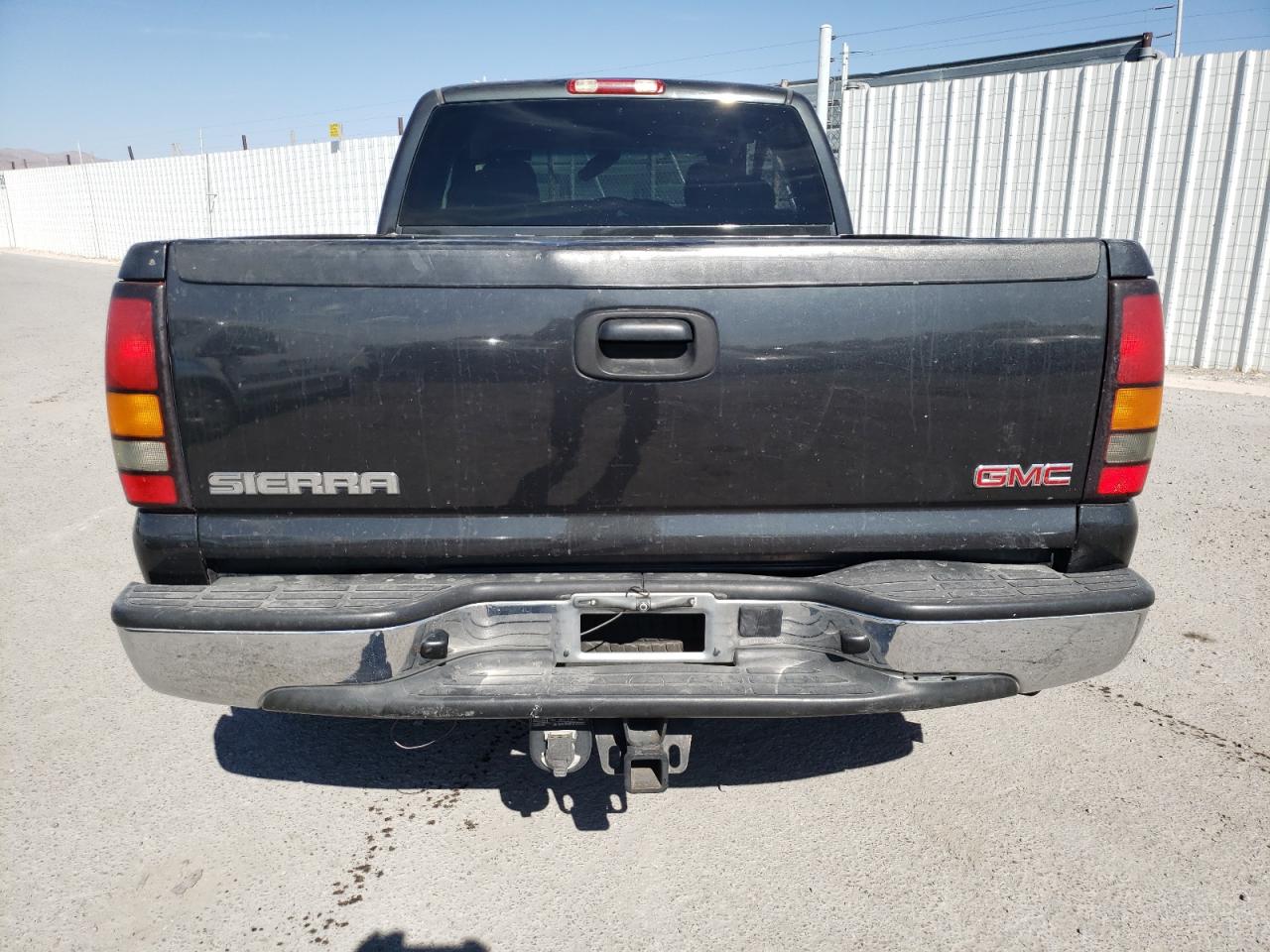 2005 GMC New Sierra C1500 VIN: 2GTEC19N851282045 Lot: 72844354